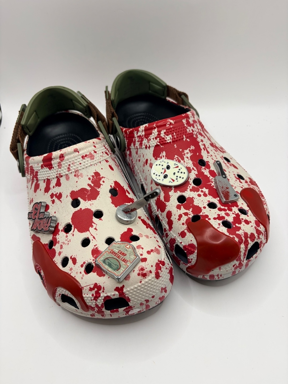 Crocs Friday the 13th Classic Clogs Jason Voorhees Men's 9 Women's 11 New